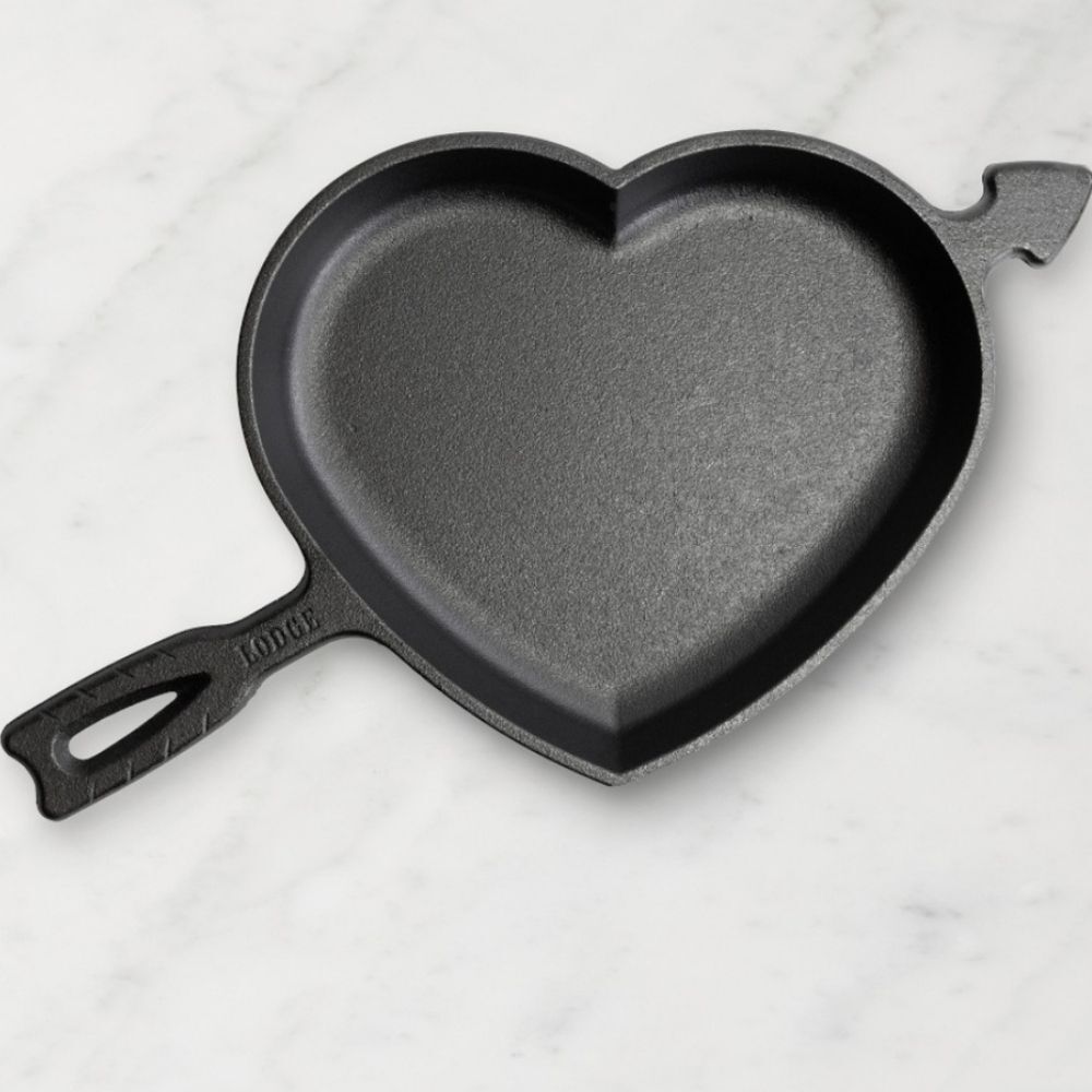 Lodge Seasoned Cast Iron Heart-Shaped Skillet